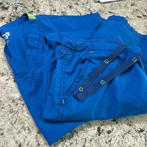 Wonder wink Flex Large scrubs light blue used